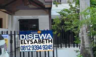 Rumah Disewakan di janur asri