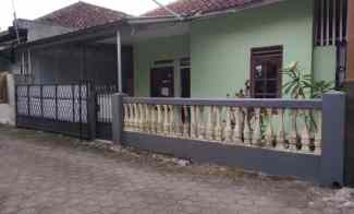 disewakan rumah jl damai no 5