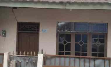 Rumah Strategis dekat Stasiun Kereta,pasar,sekolah,mall dan Lain Lain