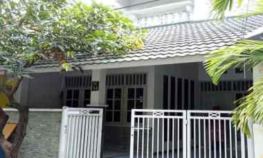 disewakan rumah jl wisma kedung asem indah