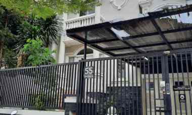 Disewakan Rumah Pik Cluster Layar Permai 6x15 M Semi Furnished Murah