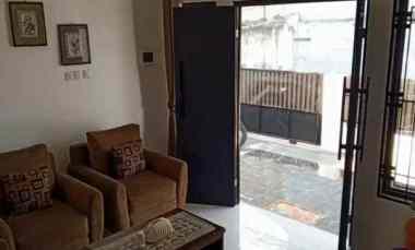 Disewakan Rumah Tinggal Lingkungn Aman dan Bersih di Kebayoran Lama