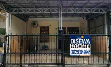 Disewakan Rumah 1,5 Lt, Semi Furnish, Rapi, Row 2 mobil, Kelapa Gading