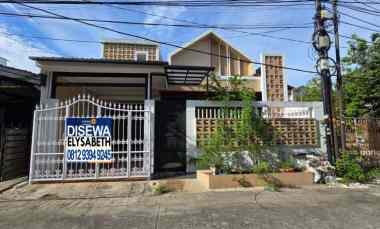 Disewakan Rumah Bagus, 1.5 Lt, Bebas Banjir, Kelapa Gading