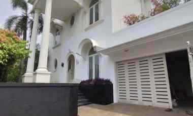 Sewa Kemang Semi Furnished - Rumah Mewah Siap Huni dan Swimming Pool