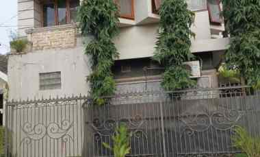 Disewakan Rumah Usaha 2 Lantai di Ketintang Surabaya Selatan