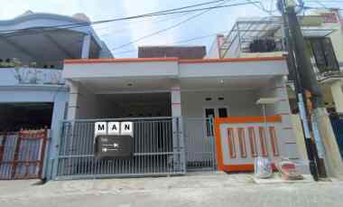 Disewakan Rumah Siap Huni Lokasi Bagus di Kota Harapan Indah Bekasi