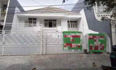 Dijual Rumah 2 Lantai di Daerah Manyar Dharmahusada Jalan Kembar