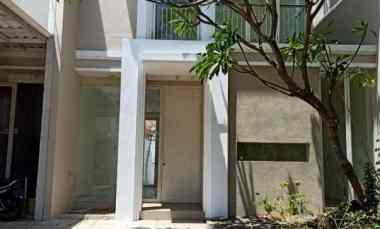 Siap Huni Rumah Pakuwon City dekat Mall, Hokky, Kenjeran, Mulyosari