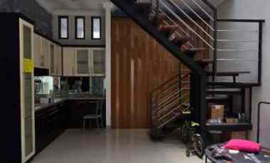 disewakan rumah pakuwon city