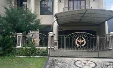 Disewakan Rumah 2Lantai Dip. Pakuwon Indah Surabaya Barat