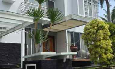 disewakan rumah pakuwon indah villa bukit