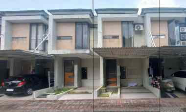 disewakan rumah pantai mentari