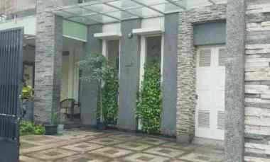 Full Furnished Area Pejaten Timur, 750 meter ke Jln Raya Pasar Minggu