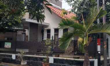 Disewakan Rumah dalam Komplek Siap Huni di Jakarta Timur