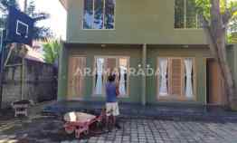 Disewakan 2 Rumah Mungil Minimalis Fully Furnished Renon Densel