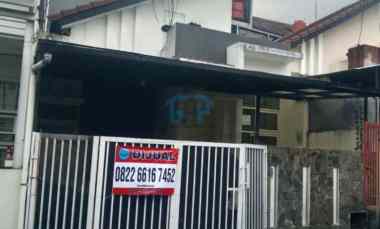 Disewakan Rumah Minimalis Komplek Sariwangi Lokasi Strategis