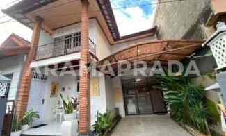 Sewa Min 2 Tahun Rumah Full Furnished 2 Lantai 6 Kamar Palapa Sesetan