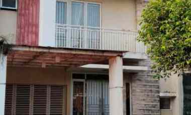 disewakan rumah summarecon bekasi cluster