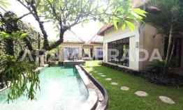 Disewakan Villa 4 Kamar Garasi Taman Pool Batur Sari Sanur