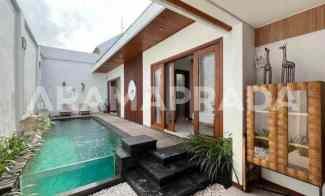 Sewa Tahunan Villa Baru Full-furnished 2 Kamar Kayu Tulang Canggu