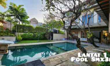 Villa Mewah Ada Kolam Renang Semer Kencana dekat Canggu, Seminyak Bali