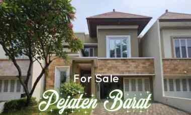 for sale 4br balinese odern