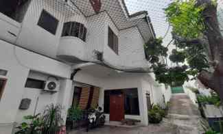 For Sale Rumah Kebayoran Baru Lokasi Strategis