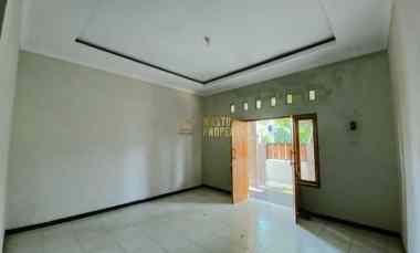 Hunian Elegan Modern dan Cantik 7 menit Pasar Kalasan