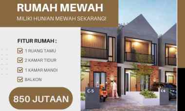 hunian mewah 2 lantai kota batu