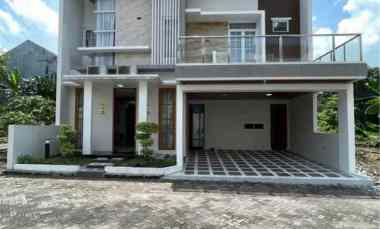 Hunian Mewah Full Furnished di jl Kaliurang KM 9