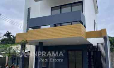 Hunian Tropis Exclusive 2 Lantai, Selangkah KeGardent