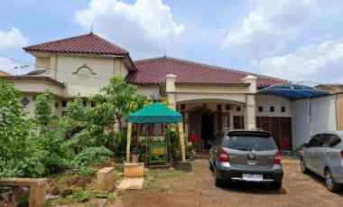 Hunian Usaha di Pusat Bekasi, SHM, Harga 7M Nego