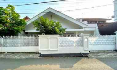 Rumah Dijual di Jl. Kelinkit, Kec. Tebet, Kel. Menteng Dalam, Jakarta Selatan 12870
