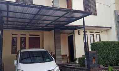Jual Cepat Rumah 2 Lantai Selangkah ke Pemkot Cimahi