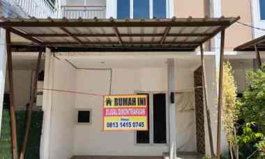 Jual Rumah 2 Lantai dekat Alun-Alun Kota Depok GDC