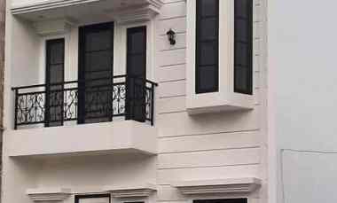 Jual Rumah 2Lt. Exclusive Cibubur