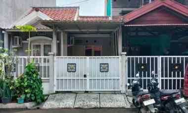 Jual Rumah di Pejuang Estate Bekasi Siap Huni C0548