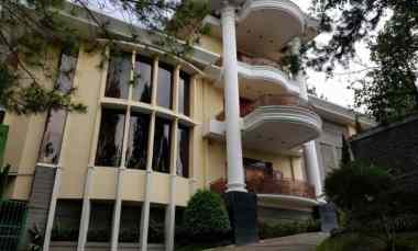 Jual Rumah Hegarsari Raya Hegarmanah Cidadap Bandung
