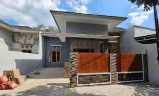 Jual Rumah Modern Bisa Kpr dekat Stadion Maguwoharjo