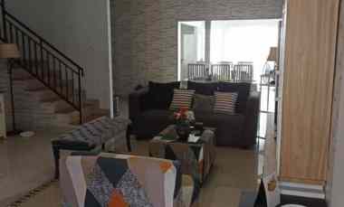 Jual Rumah Semi Furnished di Ciledug