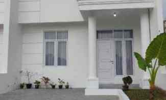 gambar jual rumah villa 2 lt view pegunungan bandung timur