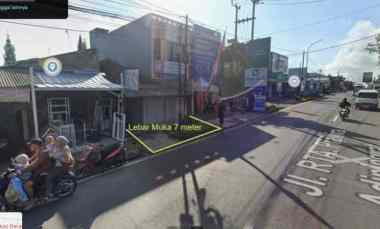 lahan usaha di dekat pasar manonjaya