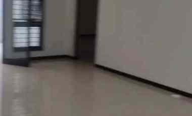 Manyar Tirtomoyo Siap Huni 1,5 Lantai dekat GM Mall