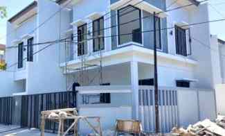 New Gress Rumah Minimalis American di Rungkut Surabaya