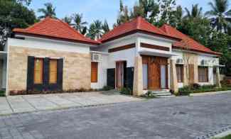 One and Only Rumah Mewah dekat Candi Borobudur