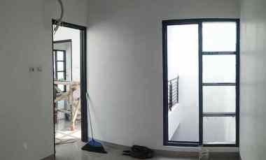Rumah Dijual di jl Condet