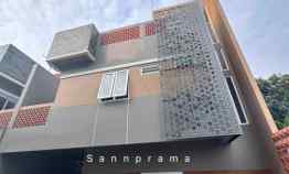 Private dan Premium Townhouse Jagakarsa Ada Rooftop Rn