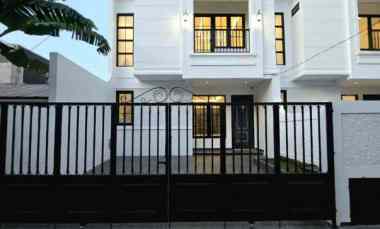 Rumah Dijual di Duren Sawit