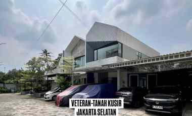 Rare Unit Rumah Luas Asri di Veteran Jakarta Selatan